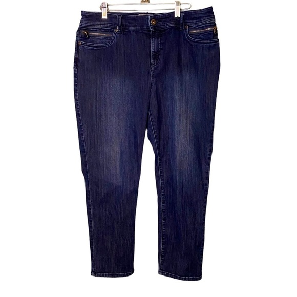 Chico's Zip Pocket Straight Leg Jeans Size 2 (US 12) - Picture 1 of 7